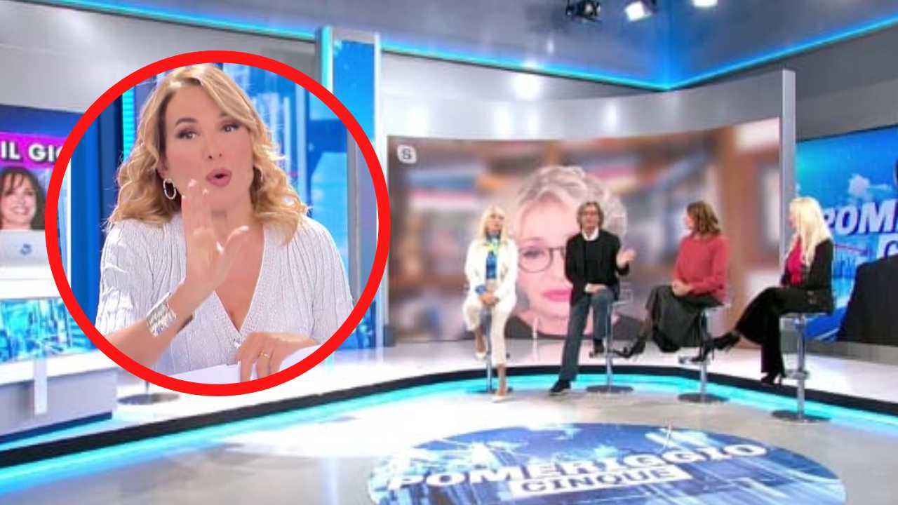 Pomeriggio Cinque viene palpeggiato in diretta È una zozzona