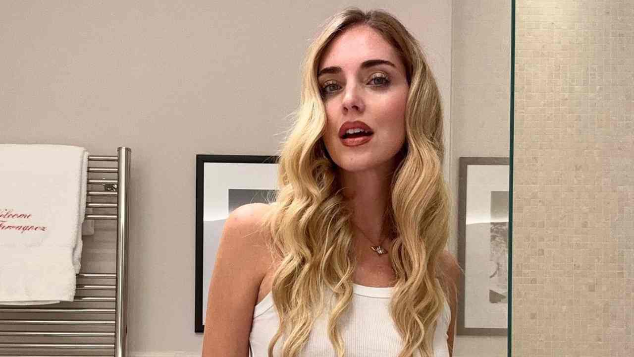 Chiara Ferragni La Foto In Slip Che Mette In Agitazione I Follower