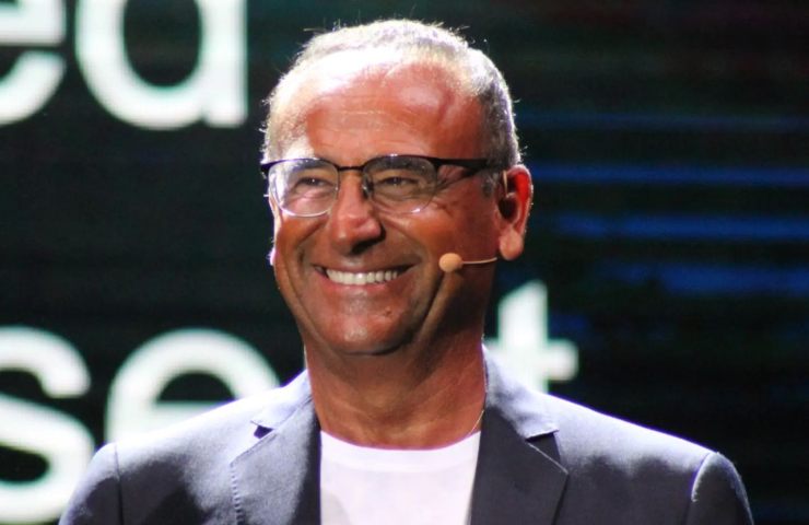 Carlo Conti sorriso 