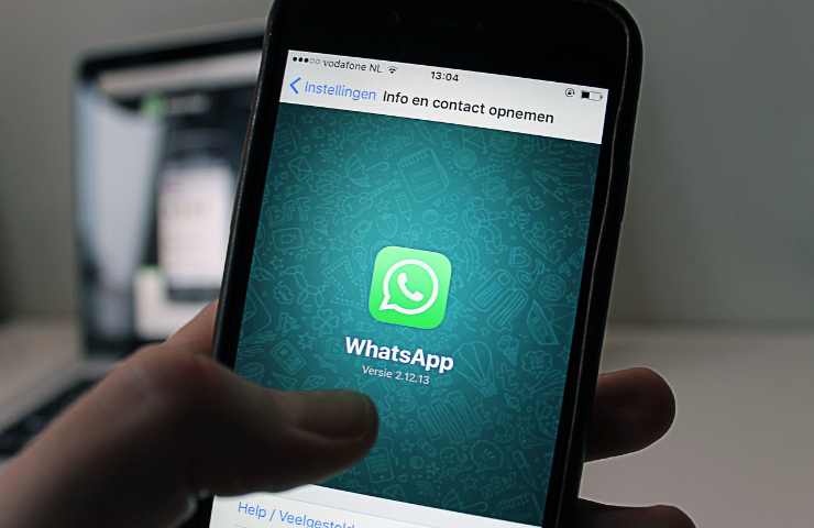 WhatsApp aggiornamento stato